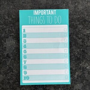 NWOT Important Things To Do Notepad
